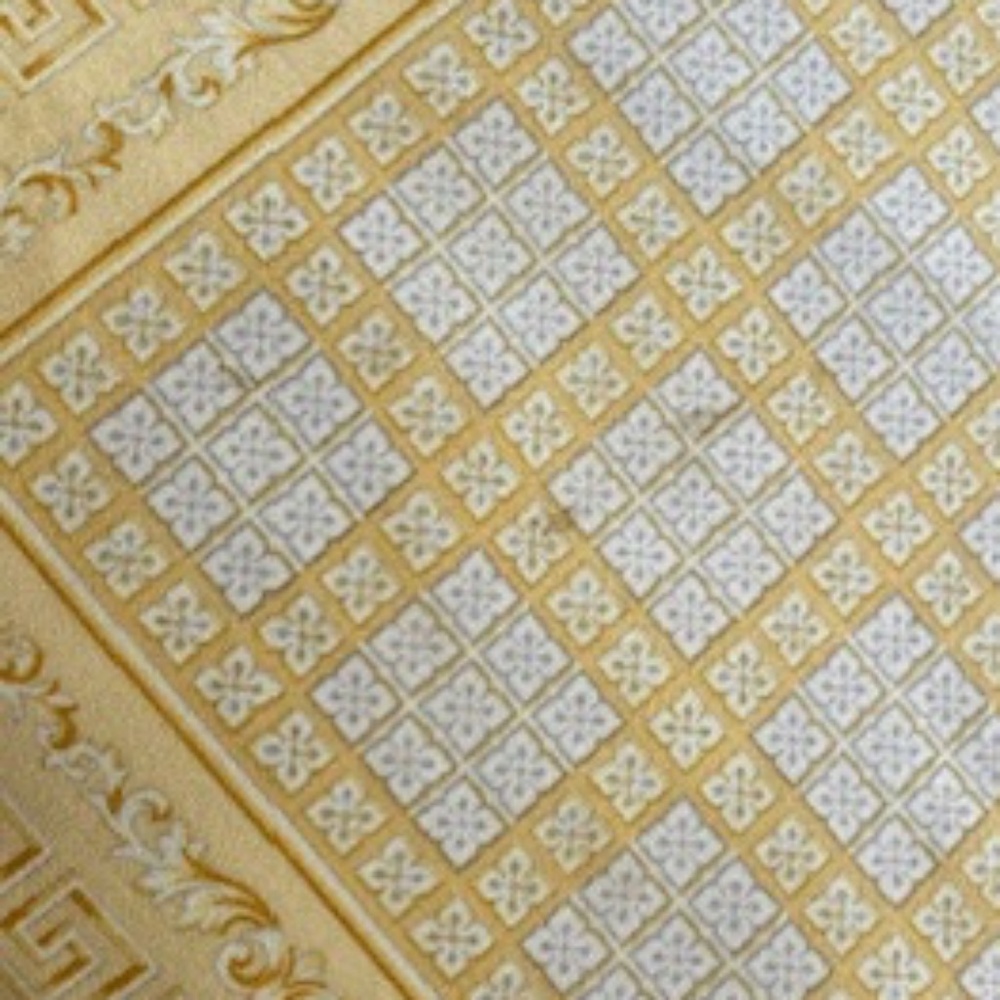 Gorgeous VERSACE small pillow. - Picture 6 of 6